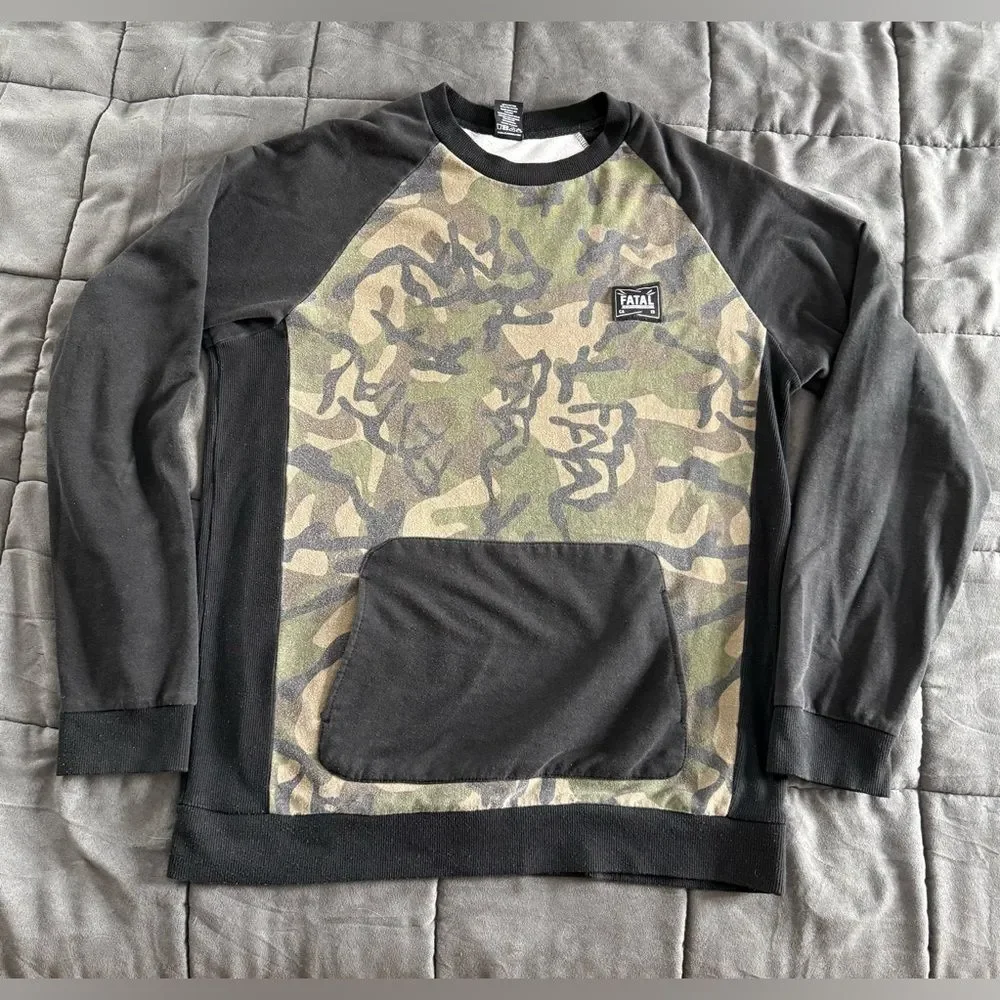 Fatal Black and Camouflage Men's Crew Neck Sweatshirt Size Large - Picture 1 of 7